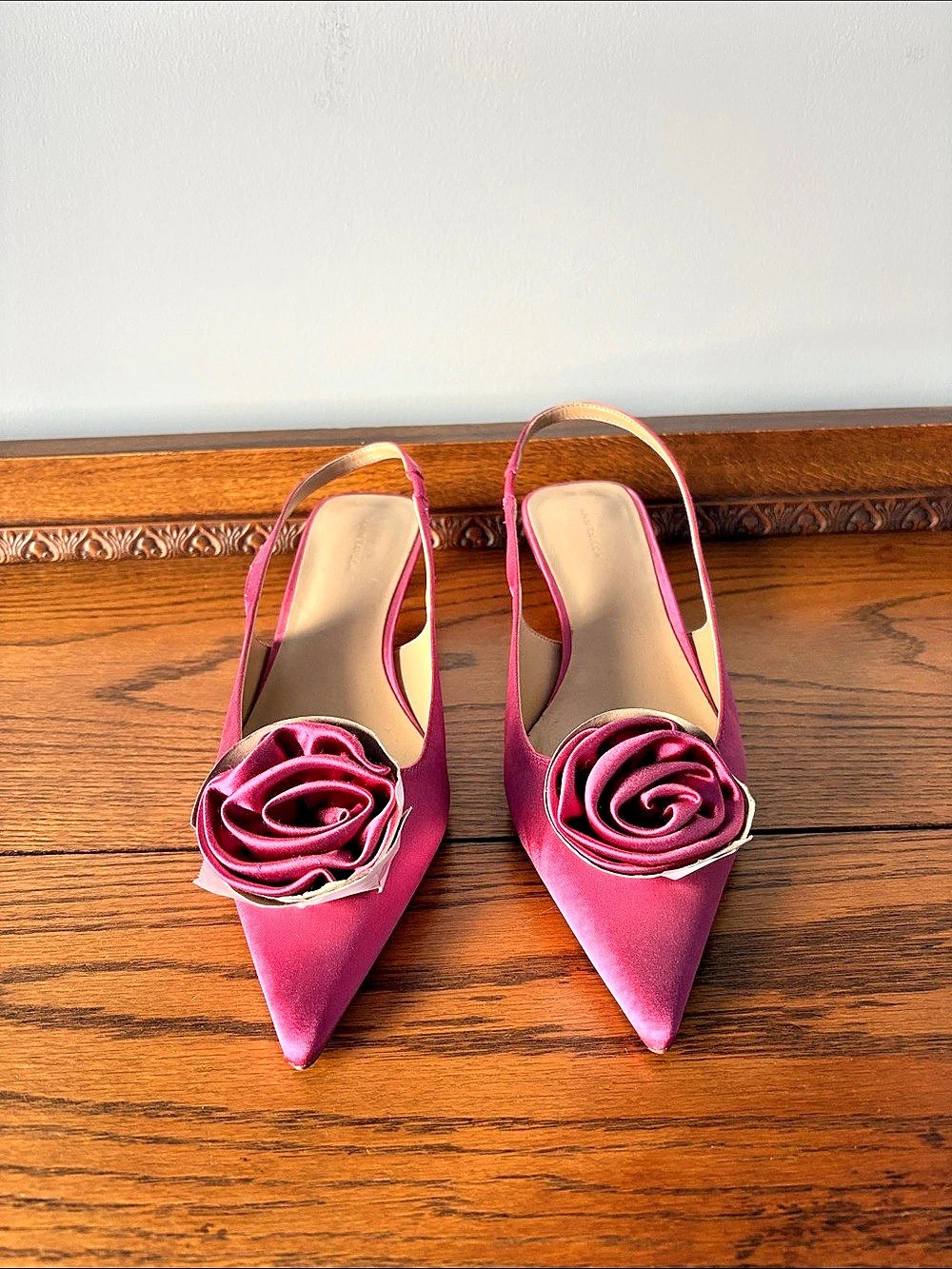 Ann Taylor Pink Rosette Slingback kitten Heels